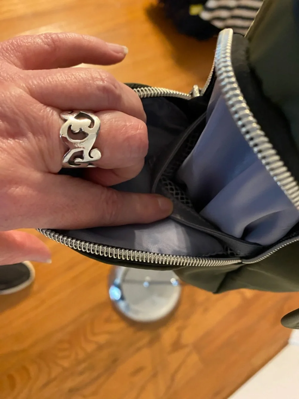 IHKWIP Satchel Bag